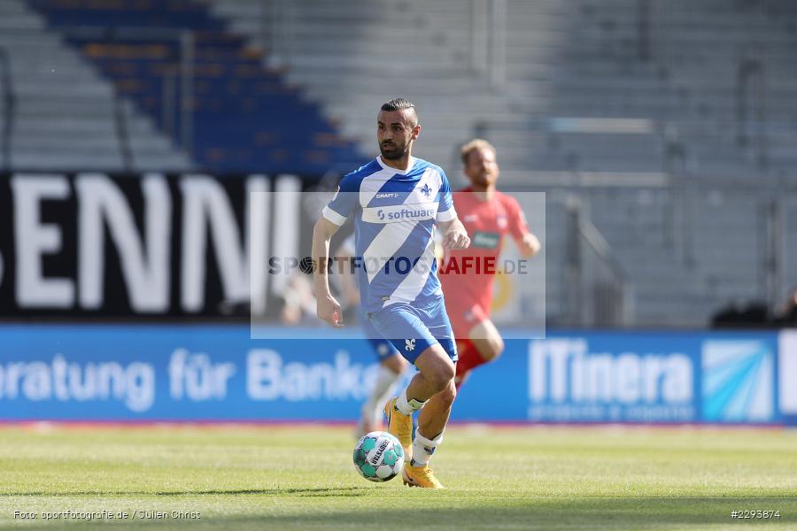 Ballbesitz, Schein, Serdar Dursun, Merck-Stadion, Darmstadt, 16.05.2021, DFL, sport, action, Fussball, Deutschland, Mai 2021, Saison 2020/2021, FCH, SVD, Bundesliga, 2. Bundesliga, FC Heidenheim 1846, SV Darmstadt 98 - Bild-ID: 2293874