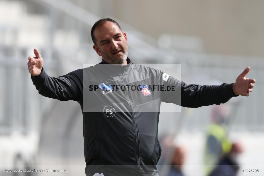 Hände, Arme, gestikuliert, Frank Schmidt, Merck-Stadion, Darmstadt, 16.05.2021, DFL, sport, action, Fussball, Deutschland, Mai 2021, Saison 2020/2021, FCH, SVD, Bundesliga, 2. Bundesliga, FC Heidenheim 1846, SV Darmstadt 98 - Bild-ID: 2293908