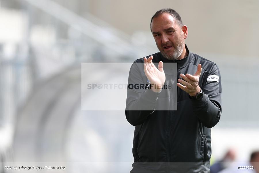 Klatschen, Gestik, Applaudiert, Frank Schmidt, Merck-Stadion, Darmstadt, 16.05.2021, DFL, sport, action, Fussball, Deutschland, Mai 2021, Saison 2020/2021, FCH, SVD, Bundesliga, 2. Bundesliga, FC Heidenheim 1846, SV Darmstadt 98 - Bild-ID: 2293928