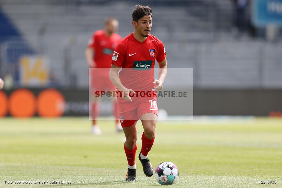 Kevin Simone Sessa, Merck-Stadion, Darmstadt, 16.05.2021, DFL, sport, action, Fussball, Deutschland, Mai 2021, Saison 2020/2021, FCH, SVD, Bundesliga, 2. Bundesliga, FC Heidenheim 1846, SV Darmstadt 98 - Bild-ID: 2293930