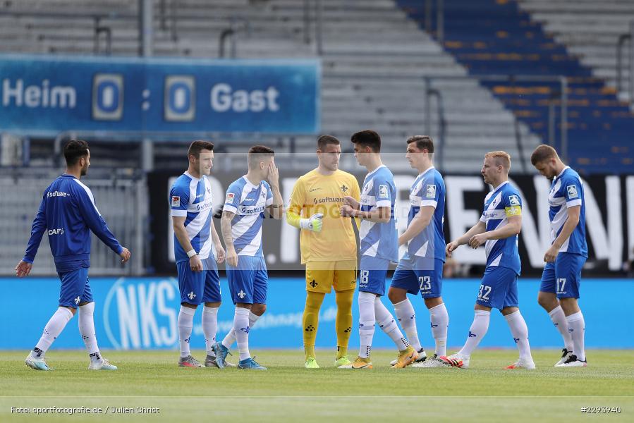 Marvin Mehlem, Mathias Honsak, Lars Lukas Mai, Fabian Holland, Nicolai Rapp, Christian Clemens, Samuele Campo, Marcel Schuhen, Merck-Stadion, Darmstadt, 16.05.2021, DFL, sport, action, Fussball, Deutschland, Mai 2021, Saison 2020/2021, FCH, SVD, Bundesliga, 2. Bundesliga, FC Heidenheim 1846, SV Darmstadt 98 - Bild-ID: 2293940 Marvin Mehlem, Mathias Honsak, Lars Lukas Mai, Fabian Holland, Nicolai Rapp, Christian Clemens, Samuele Campo, Marcel Schuhen, Merck-Stadion, Darmstadt, 16.05.2021, DFL, sport, action, Fussball, Deutschland, Mai 2021, Saison 2020/2021, FCH, SVD, Bundesliga, 2. Bundesliga, FC Heidenheim 1846, SV Darmstadt 98 - Bild-ID: 2293940