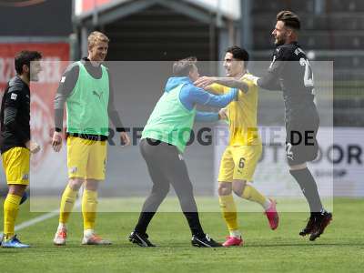 Fotos von FC Würzburger Kickers - VfL Osnabrück auf sportfotografie.de