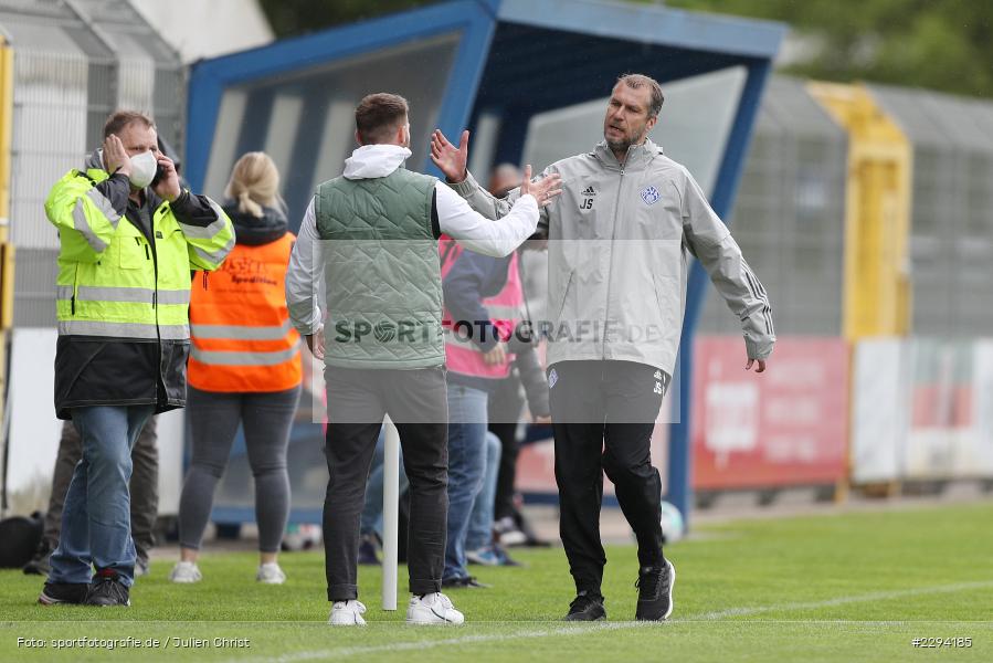 Tobias Strobl, Jochen Seitz, Stadion am Schoenbusch, Aschaffenburg, 22.05.2021, BFV, sport, action, Fussball, Deutschland, Mai 2021, Playoff, Play-Offs, 2019/2020, Regionalliga Bayern, FC05, SVA, Sportverein Viktoria 01 e. V, 1. FC Schweinfurt 05, SV Viktoria Aschaffenburg - Bild-ID: 2294185 Tobias Strobl, Jochen Seitz, Stadion am Schoenbusch, Aschaffenburg, 22.05.2021, BFV, sport, action, Fussball, Deutschland, Mai 2021, Playoff, Play-Offs, 2019/2020, Regionalliga Bayern, FC05, SVA, Sportverein Viktoria 01 e. V, 1. FC Schweinfurt 05, SV Viktoria Aschaffenburg - Bild-ID: 2294185