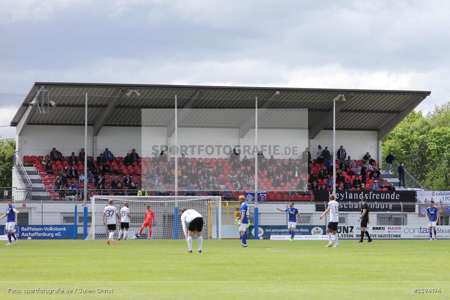 Fanrückkehr, Fans, Stadion am Schoenbusch, Aschaffenburg, 22.05.2021, BFV, sport, action, Fussball, Deutschland, Mai 2021, Playoff, Play-Offs, 2019/2020, Regionalliga Bayern, FC05, SVA, Sportverein Viktoria 01 e. V, 1. FC Schweinfurt 05, SV Viktoria Aschaffenburg - Bild-ID: 2294194 Fanrückkehr, Fans, Stadion am Schoenbusch, Aschaffenburg, 22.05.2021, BFV, sport, action, Fussball, Deutschland, Mai 2021, Playoff, Play-Offs, 2019/2020, Regionalliga Bayern, FC05, SVA, Sportverein Viktoria 01 e. V, 1. FC Schweinfurt 05, SV Viktoria Aschaffenburg - Bild-ID: 2294194