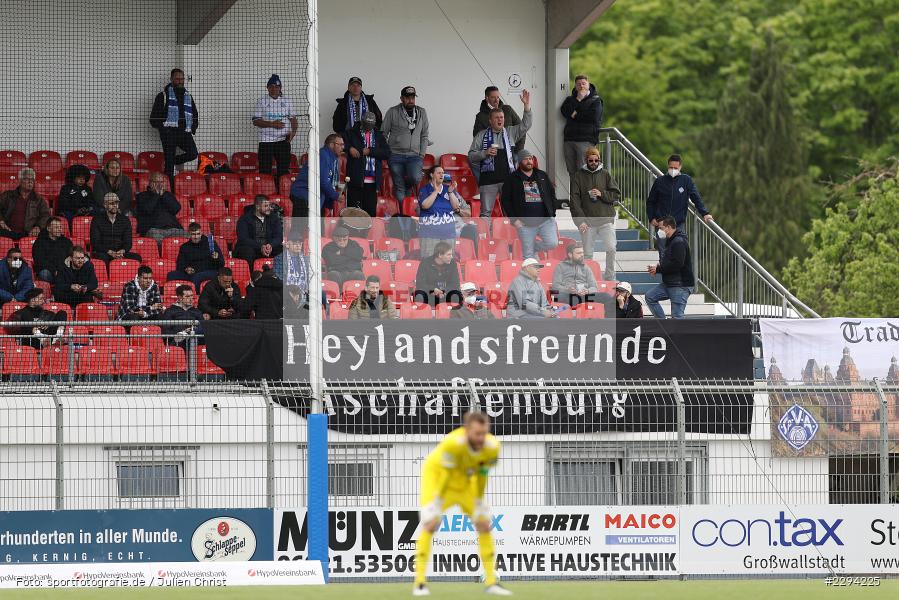 Fans, Stadion am Schoenbusch, Aschaffenburg, 22.05.2021, BFV, sport, action, Fussball, Deutschland, Mai 2021, Playoff, Play-Offs, 2019/2020, Regionalliga Bayern, FC05, SVA, Sportverein Viktoria 01 e. V, 1. FC Schweinfurt 05, SV Viktoria Aschaffenburg - Bild-ID: 2294225