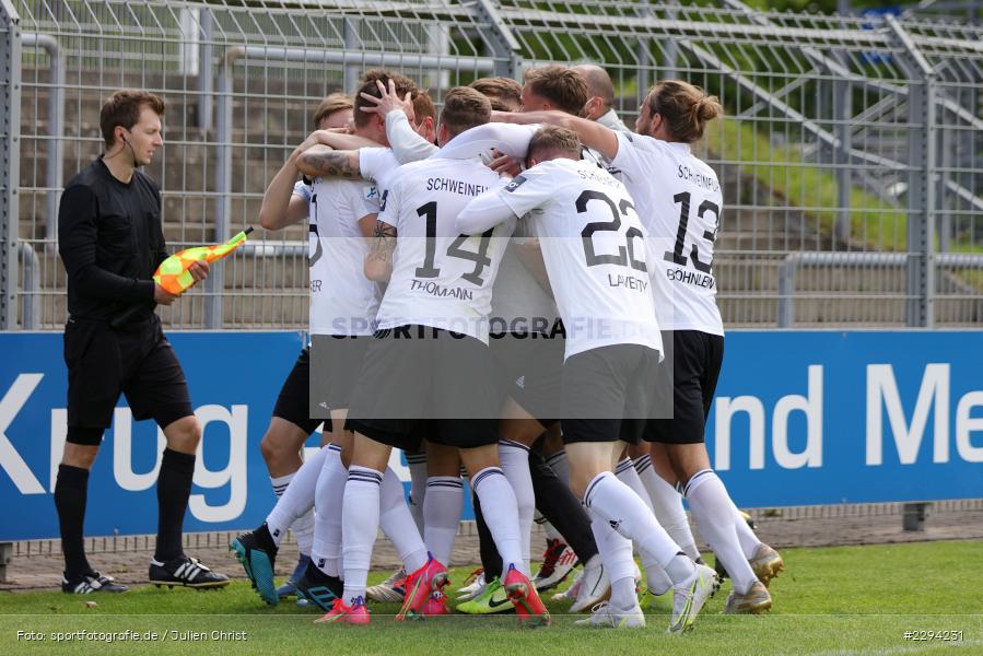 Freude, Torjubel, Lukas Ramser, Stadion am Schoenbusch, Aschaffenburg, 22.05.2021, BFV, sport, action, Fussball, Deutschland, Mai 2021, Playoff, Play-Offs, 2019/2020, Regionalliga Bayern, FC05, SVA, Sportverein Viktoria 01 e. V, 1. FC Schweinfurt 05, SV Viktoria Aschaffenburg - Bild-ID: 2294231 Freude, Torjubel, Lukas Ramser, Stadion am Schoenbusch, Aschaffenburg, 22.05.2021, BFV, sport, action, Fussball, Deutschland, Mai 2021, Playoff, Play-Offs, 2019/2020, Regionalliga Bayern, FC05, SVA, Sportverein Viktoria 01 e. V, 1. FC Schweinfurt 05, SV Viktoria Aschaffenburg - Bild-ID: 2294231