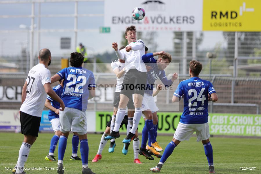 Kopfball, Lukas Ramser, Stadion am Schoenbusch, Aschaffenburg, 22.05.2021, BFV, sport, action, Fussball, Deutschland, Mai 2021, Playoff, Play-Offs, 2019/2020, Regionalliga Bayern, FC05, SVA, Sportverein Viktoria 01 e. V, 1. FC Schweinfurt 05, SV Viktoria Aschaffenburg - Bild-ID: 2294257 Kopfball, Lukas Ramser, Stadion am Schoenbusch, Aschaffenburg, 22.05.2021, BFV, sport, action, Fussball, Deutschland, Mai 2021, Playoff, Play-Offs, 2019/2020, Regionalliga Bayern, FC05, SVA, Sportverein Viktoria 01 e. V, 1. FC Schweinfurt 05, SV Viktoria Aschaffenburg - Bild-ID: 2294257