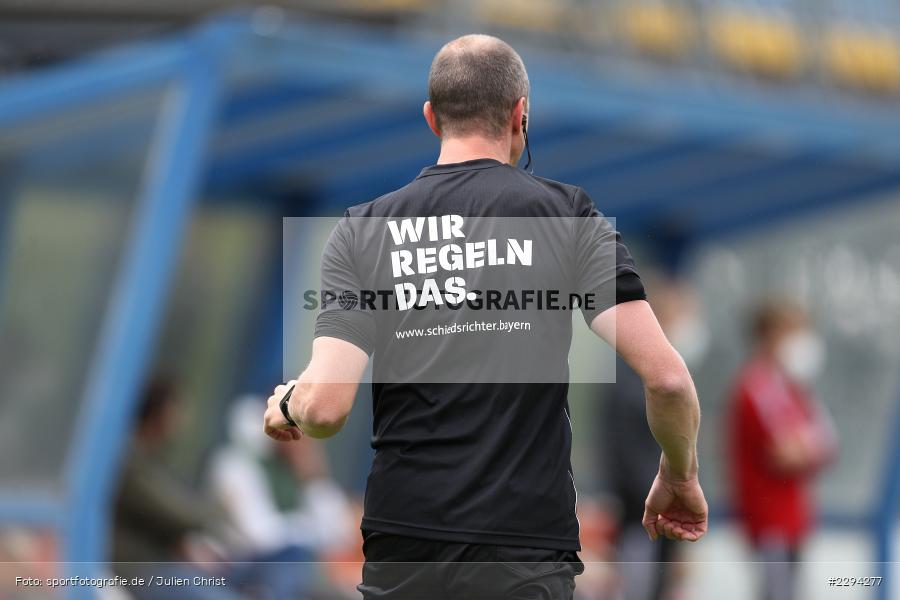 Symbolbild, Schiedsrichter, Wir Regeln Das, Stadion am Schoenbusch, Aschaffenburg, 22.05.2021, BFV, sport, action, Fussball, Deutschland, Mai 2021, Playoff, Play-Offs, 2019/2020, Regionalliga Bayern, FC05, SVA, Sportverein Viktoria 01 e. V, 1. FC Schweinfurt 05, SV Viktoria Aschaffenburg - Bild-ID: 2294277 Symbolbild, Schiedsrichter, Wir Regeln Das, Stadion am Schoenbusch, Aschaffenburg, 22.05.2021, BFV, sport, action, Fussball, Deutschland, Mai 2021, Playoff, Play-Offs, 2019/2020, Regionalliga Bayern, FC05, SVA, Sportverein Viktoria 01 e. V, 1. FC Schweinfurt 05, SV Viktoria Aschaffenburg - Bild-ID: 2294277