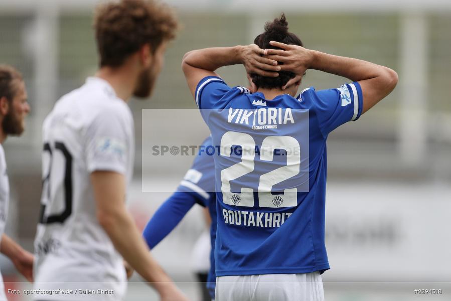 Gestik, Frust, Hamza Boutakhrit, Stadion am Schoenbusch, Aschaffenburg, 22.05.2021, BFV, sport, action, Fussball, Deutschland, Mai 2021, Playoff, Play-Offs, 2019/2020, Regionalliga Bayern, FC05, SVA, Sportverein Viktoria 01 e. V, 1. FC Schweinfurt 05, SV Viktoria Aschaffenburg - Bild-ID: 2294318