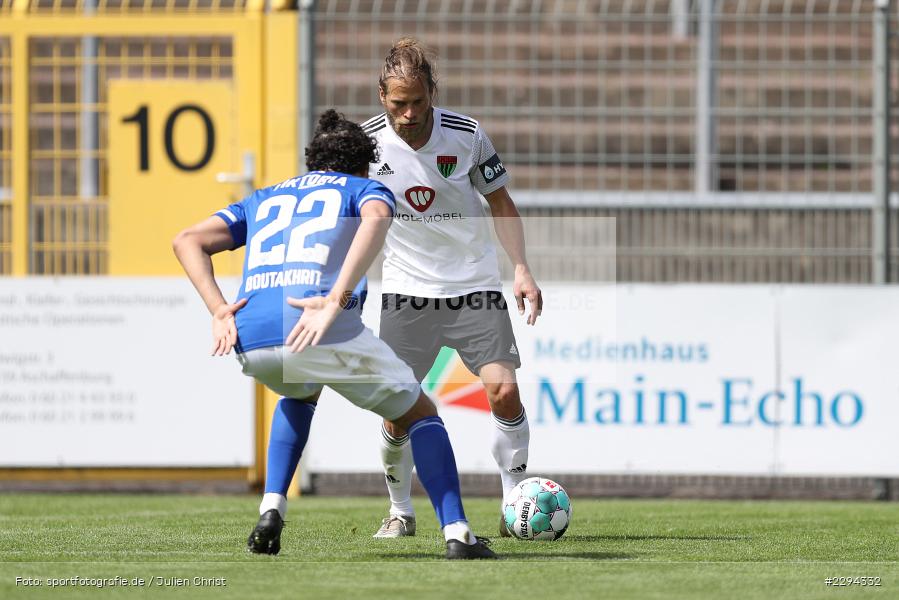 Hamza Boutakhrit, Kristian Böhnlein, Stadion am Schoenbusch, Aschaffenburg, 22.05.2021, BFV, sport, action, Fussball, Deutschland, Mai 2021, Playoff, Play-Offs, 2019/2020, Regionalliga Bayern, FC05, SVA, Sportverein Viktoria 01 e. V, 1. FC Schweinfurt 05, SV Viktoria Aschaffenburg - Bild-ID: 2294332 Hamza Boutakhrit, Kristian Böhnlein, Stadion am Schoenbusch, Aschaffenburg, 22.05.2021, BFV, sport, action, Fussball, Deutschland, Mai 2021, Playoff, Play-Offs, 2019/2020, Regionalliga Bayern, FC05, SVA, Sportverein Viktoria 01 e. V, 1. FC Schweinfurt 05, SV Viktoria Aschaffenburg - Bild-ID: 2294332