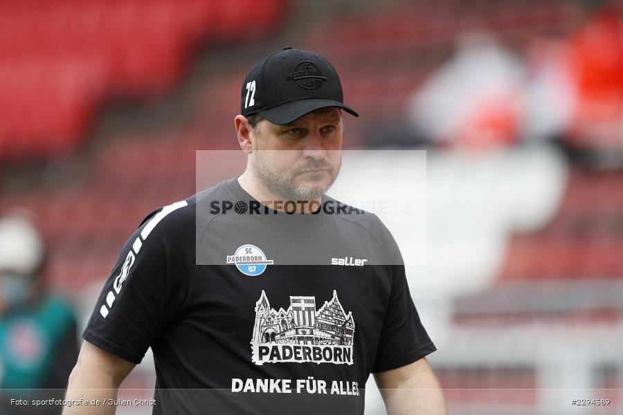Steffen Baumgart, FLYERALARM Arena, Würzburg, 23.05.2021, DFL, sport, action, Fussball, Deutschland, Mai 2021, Saison 2020/2021, SCP, FWK, Bundesliga, 2. Bundesliga, SC Paderborn, FC Würzburger Kickers - Bild-ID: 2294389 Steffen Baumgart, FLYERALARM Arena, Würzburg, 23.05.2021, DFL, sport, action, Fussball, Deutschland, Mai 2021, Saison 2020/2021, SCP, FWK, Bundesliga, 2. Bundesliga, SC Paderborn, FC Würzburger Kickers - Bild-ID: 2294389