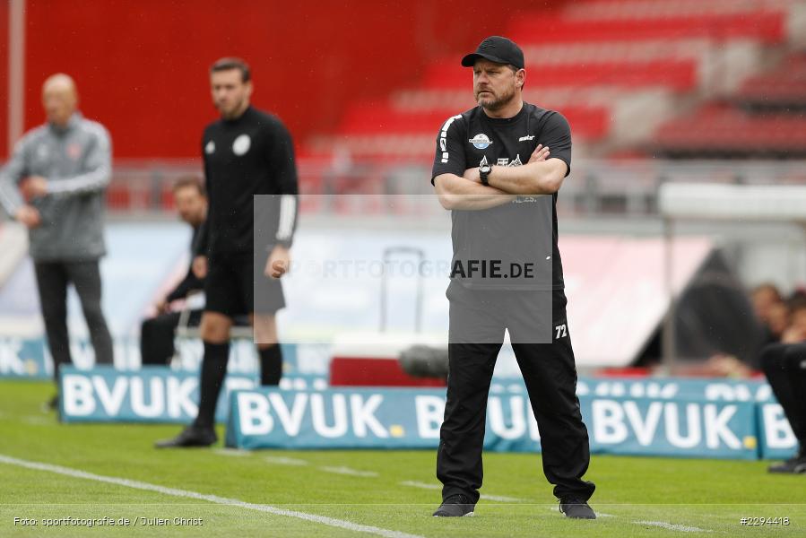 Steffen Baumgart, FLYERALARM Arena, Würzburg, 23.05.2021, DFL, sport, action, Fussball, Deutschland, Mai 2021, Saison 2020/2021, SCP, FWK, Bundesliga, 2. Bundesliga, SC Paderborn, FC Würzburger Kickers - Bild-ID: 2294418 Steffen Baumgart, FLYERALARM Arena, Würzburg, 23.05.2021, DFL, sport, action, Fussball, Deutschland, Mai 2021, Saison 2020/2021, SCP, FWK, Bundesliga, 2. Bundesliga, SC Paderborn, FC Würzburger Kickers - Bild-ID: 2294418
