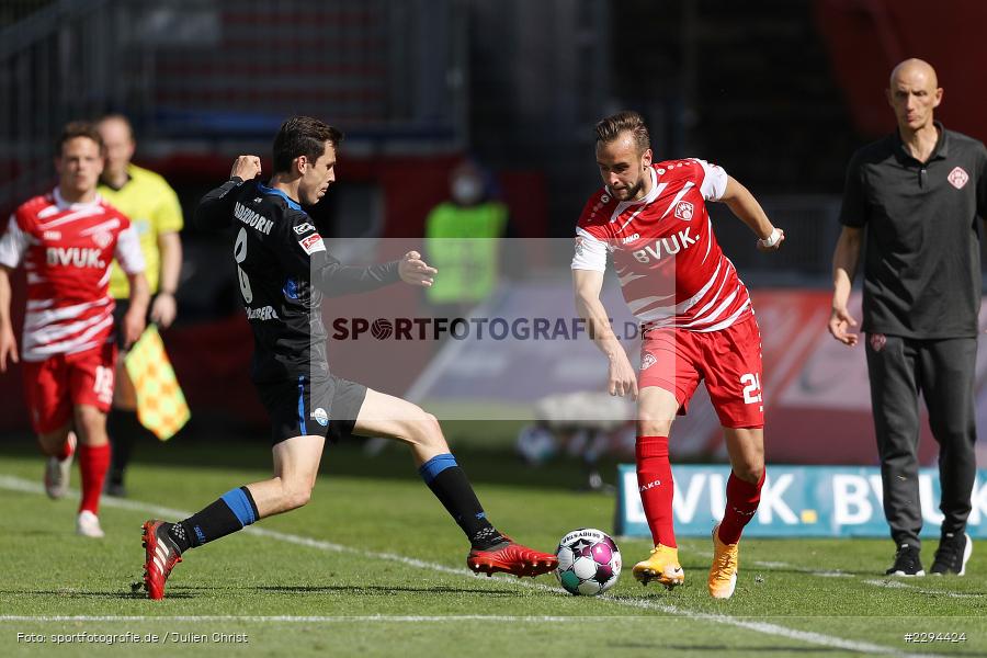 Ron Schallenberg, David Kopacz, FLYERALARM Arena, Würzburg, 23.05.2021, DFL, sport, action, Fussball, Deutschland, Mai 2021, Saison 2020/2021, SCP, FWK, Bundesliga, 2. Bundesliga, SC Paderborn, FC Würzburger Kickers - Bild-ID: 2294424 Ron Schallenberg, David Kopacz, FLYERALARM Arena, Würzburg, 23.05.2021, DFL, sport, action, Fussball, Deutschland, Mai 2021, Saison 2020/2021, SCP, FWK, Bundesliga, 2. Bundesliga, SC Paderborn, FC Würzburger Kickers - Bild-ID: 2294424