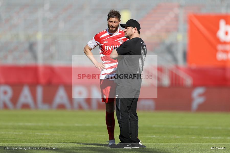 Dialog, Steffen Baumgart, Christian Strohdiek, FLYERALARM Arena, Würzburg, 23.05.2021, DFL, sport, action, Fussball, Deutschland, Mai 2021, Saison 2020/2021, SCP, FWK, Bundesliga, 2. Bundesliga, SC Paderborn, FC Würzburger Kickers - Bild-ID: 2294445 Dialog, Steffen Baumgart, Christian Strohdiek, FLYERALARM Arena, Würzburg, 23.05.2021, DFL, sport, action, Fussball, Deutschland, Mai 2021, Saison 2020/2021, SCP, FWK, Bundesliga, 2. Bundesliga, SC Paderborn, FC Würzburger Kickers - Bild-ID: 2294445