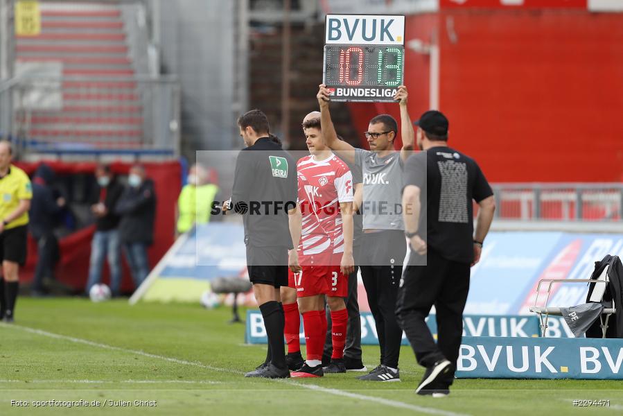 Einwechslung, Debüt, Adrian Schlagbauer, FLYERALARM Arena, Würzburg, 23.05.2021, DFL, sport, action, Fussball, Deutschland, Mai 2021, Saison 2020/2021, SCP, FWK, Bundesliga, 2. Bundesliga, SC Paderborn, FC Würzburger Kickers - Bild-ID: 2294471 Einwechslung, Debüt, Adrian Schlagbauer, FLYERALARM Arena, Würzburg, 23.05.2021, DFL, sport, action, Fussball, Deutschland, Mai 2021, Saison 2020/2021, SCP, FWK, Bundesliga, 2. Bundesliga, SC Paderborn, FC Würzburger Kickers - Bild-ID: 2294471