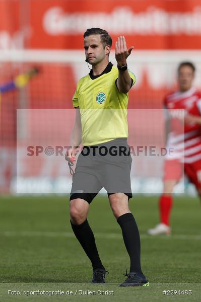 Schiedsrichter, Michael Bacher, FLYERALARM Arena, Würzburg, 23.05.2021, DFL, sport, action, Fussball, Deutschland, Mai 2021, Saison 2020/2021, SCP, FWK, Bundesliga, 2. Bundesliga, SC Paderborn, FC Würzburger Kickers - Bild-ID: 2294483 Schiedsrichter, Michael Bacher, FLYERALARM Arena, Würzburg, 23.05.2021, DFL, sport, action, Fussball, Deutschland, Mai 2021, Saison 2020/2021, SCP, FWK, Bundesliga, 2. Bundesliga, SC Paderborn, FC Würzburger Kickers - Bild-ID: 2294483
