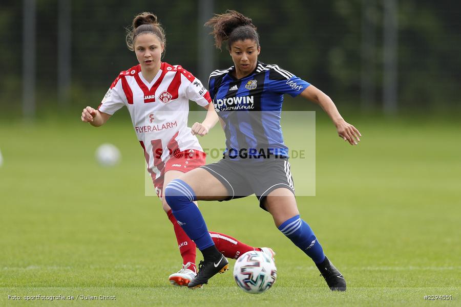 Antonia Hanke, Gloria Edna Douglas, Soccergirl Sportpark, Würzburg, 23.05.2021, DFL, sport, action, Fussball, Deutschland, Mai 2021, Saison 2020/2021, FCS, FWK, Frauen, Süd, 2. Frauen-Bundesliga, 1. FC Saarbrücken, FC Würzburger Kickers - Bild-ID: 2294551