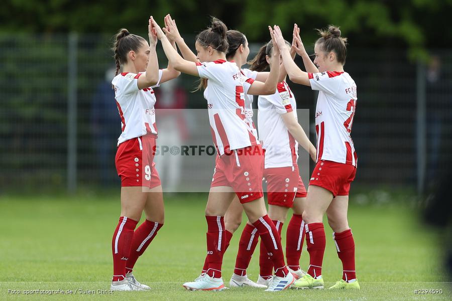 Nicole Kreußer, Antonia Hanke, Sophia Klärle, Soccergirl Sportpark, Würzburg, 23.05.2021, DFL, sport, action, Fussball, Deutschland, Mai 2021, Saison 2020/2021, FCS, FWK, Frauen, Süd, 2. Frauen-Bundesliga, 1. FC Saarbrücken, FC Würzburger Kickers - Bild-ID: 2294590