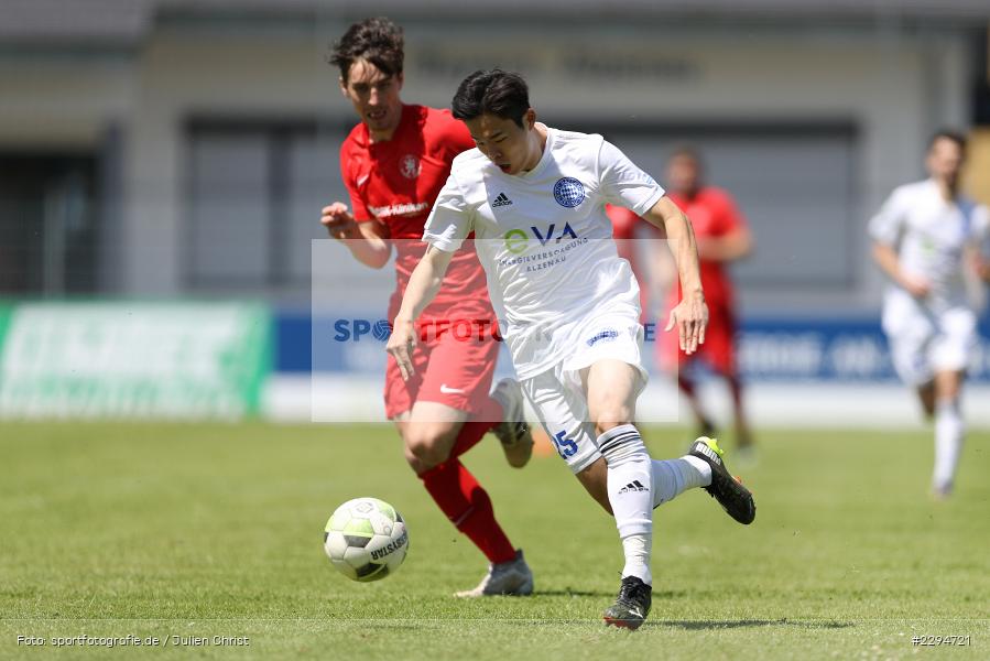 Mingi Kang, Luis Allmeroth, Main-Echo Arena, Alzenau, 29.05.2021, DFB, sport, action, Fussball, Deutschland, Mai 2021, Saison 2020/2021, KSV, FCB, 4. Liga, Regionalliga, Regionalliga Südwest, KSV Hessen Kassel, FC Bayern Alzenau - Bild-ID: 2294721