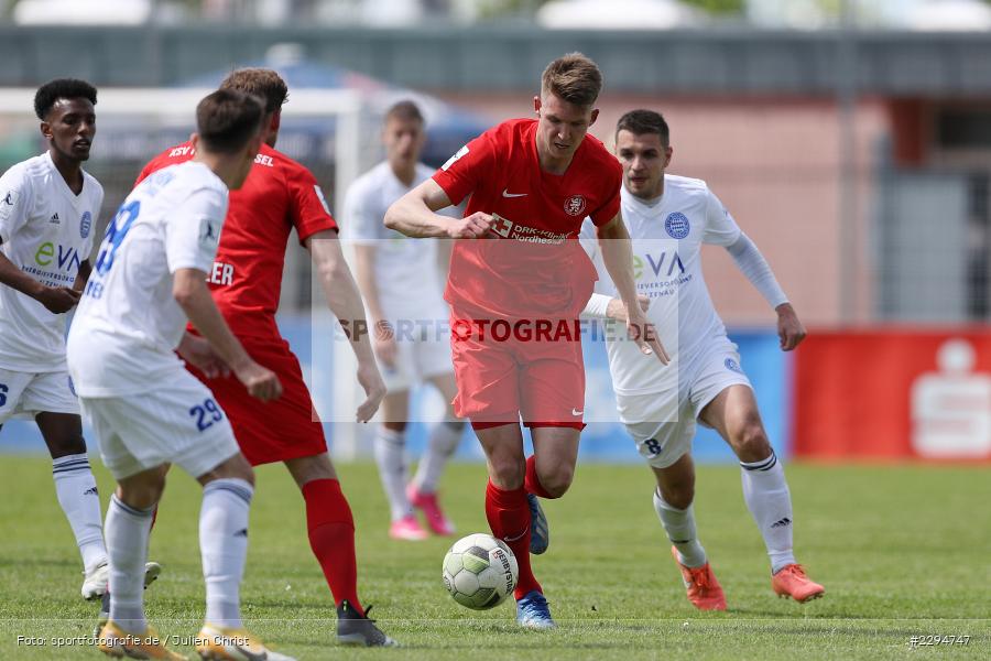Marcel Fischer, Main-Echo Arena, Alzenau, 29.05.2021, DFB, sport, action, Fussball, Deutschland, Mai 2021, Saison 2020/2021, KSV, FCB, 4. Liga, Regionalliga, Regionalliga Südwest, KSV Hessen Kassel, FC Bayern Alzenau - Bild-ID: 2294747 Marcel Fischer, Main-Echo Arena, Alzenau, 29.05.2021, DFB, sport, action, Fussball, Deutschland, Mai 2021, Saison 2020/2021, KSV, FCB, 4. Liga, Regionalliga, Regionalliga Südwest, KSV Hessen Kassel, FC Bayern Alzenau - Bild-ID: 2294747