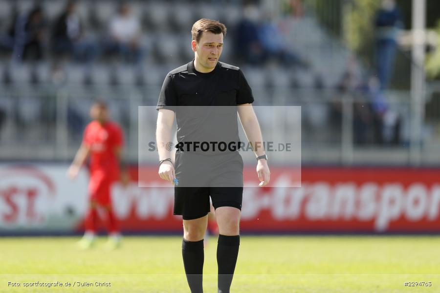 Schiedsrichter, Vincent Hardt, Main-Echo Arena, Alzenau, 29.05.2021, DFB, sport, action, Fussball, Deutschland, Mai 2021, Saison 2020/2021, KSV, FCB, 4. Liga, Regionalliga, Regionalliga Südwest, KSV Hessen Kassel, FC Bayern Alzenau - Bild-ID: 2294763 Schiedsrichter, Vincent Hardt, Main-Echo Arena, Alzenau, 29.05.2021, DFB, sport, action, Fussball, Deutschland, Mai 2021, Saison 2020/2021, KSV, FCB, 4. Liga, Regionalliga, Regionalliga Südwest, KSV Hessen Kassel, FC Bayern Alzenau - Bild-ID: 2294763