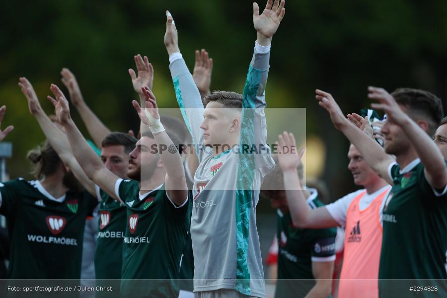 Stimmung, Ausgelassen, Gestik, Jan Reichert, Willy-Sachs-Stadion, Schweinfurt, 01.06.2021, BFV, sport, action, Fussball, Deutschland, Juni 2021, Playoff, Play-Offs, 2019/2020, Regionalliga Bayern, FC05, SVA, Sportverein Viktoria 01 e. V, SV Viktoria Aschaffenburg, 1. FC Schweinfurt 05 - Bild-ID: 2294828 Stimmung, Ausgelassen, Gestik, Jan Reichert, Willy-Sachs-Stadion, Schweinfurt, 01.06.2021, BFV, sport, action, Fussball, Deutschland, Juni 2021, Playoff, Play-Offs, 2019/2020, Regionalliga Bayern, FC05, SVA, Sportverein Viktoria 01 e. V, SV Viktoria Aschaffenburg, 1. FC Schweinfurt 05 - Bild-ID: 2294828