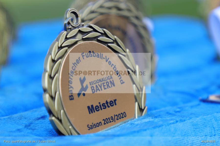 Meister, Symbolbild, Medaille, Willy-Sachs-Stadion, Schweinfurt, 01.06.2021, BFV, sport, action, Fussball, Deutschland, Juni 2021, Playoff, Play-Offs, 2019/2020, Regionalliga Bayern, FC05, SVA, Sportverein Viktoria 01 e. V, SV Viktoria Aschaffenburg, 1. FC Schweinfurt 05 - Bild-ID: 2294835 Meister, Symbolbild, Medaille, Willy-Sachs-Stadion, Schweinfurt, 01.06.2021, BFV, sport, action, Fussball, Deutschland, Juni 2021, Playoff, Play-Offs, 2019/2020, Regionalliga Bayern, FC05, SVA, Sportverein Viktoria 01 e. V, SV Viktoria Aschaffenburg, 1. FC Schweinfurt 05 - Bild-ID: 2294835