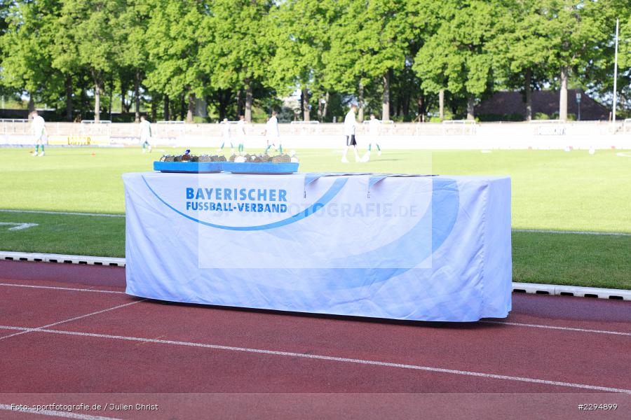 Meister, Symbolbild, Medaille, Willy-Sachs-Stadion, Schweinfurt, 01.06.2021, BFV, sport, action, Fussball, Deutschland, Juni 2021, Playoff, Play-Offs, 2019/2020, Regionalliga Bayern, FC05, SVA, Sportverein Viktoria 01 e. V, SV Viktoria Aschaffenburg, 1. FC Schweinfurt 05 - Bild-ID: 2294899 Meister, Symbolbild, Medaille, Willy-Sachs-Stadion, Schweinfurt, 01.06.2021, BFV, sport, action, Fussball, Deutschland, Juni 2021, Playoff, Play-Offs, 2019/2020, Regionalliga Bayern, FC05, SVA, Sportverein Viktoria 01 e. V, SV Viktoria Aschaffenburg, 1. FC Schweinfurt 05 - Bild-ID: 2294899