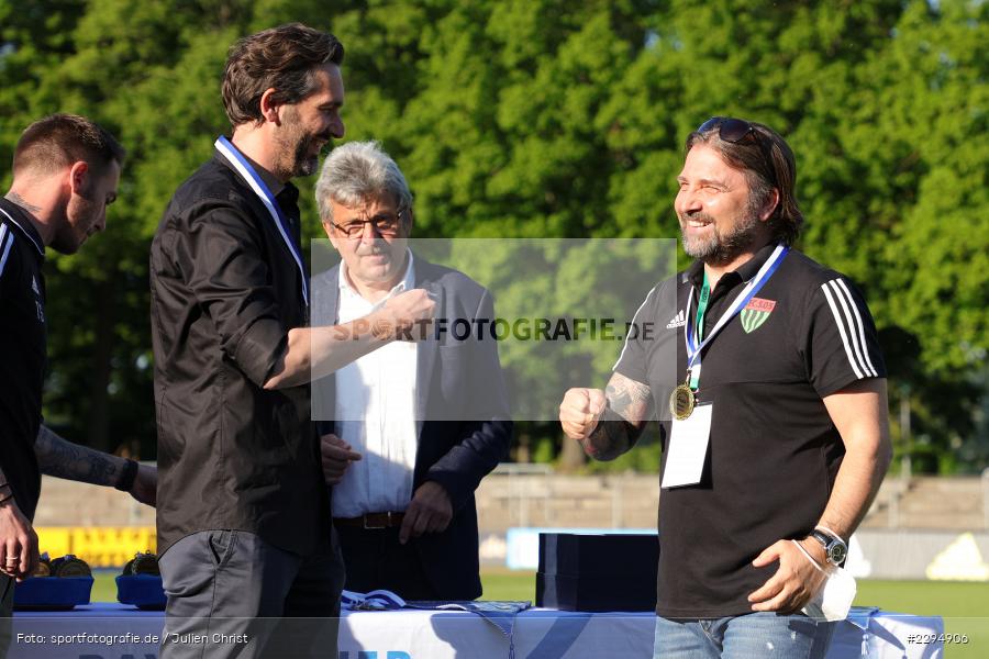 Gestik, Applaus, Robert Hettich, Markus Wolf, Willy-Sachs-Stadion, Schweinfurt, 01.06.2021, BFV, sport, action, Fussball, Deutschland, Juni 2021, Playoff, Play-Offs, 2019/2020, Regionalliga Bayern, FC05, SVA, Sportverein Viktoria 01 e. V, SV Viktoria Aschaffenburg, 1. FC Schweinfurt 05 - Bild-ID: 2294906 Gestik, Applaus, Robert Hettich, Markus Wolf, Willy-Sachs-Stadion, Schweinfurt, 01.06.2021, BFV, sport, action, Fussball, Deutschland, Juni 2021, Playoff, Play-Offs, 2019/2020, Regionalliga Bayern, FC05, SVA, Sportverein Viktoria 01 e. V, SV Viktoria Aschaffenburg, 1. FC Schweinfurt 05 - Bild-ID: 2294906