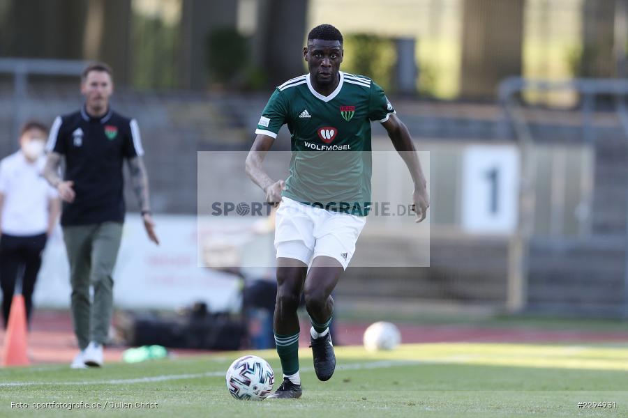 Aaron Manu, Willy-Sachs-Stadion, Schweinfurt, 01.06.2021, BFV, sport, action, Fussball, Deutschland, Juni 2021, Playoff, Play-Offs, 2019/2020, Regionalliga Bayern, FC05, SVA, Sportverein Viktoria 01 e. V, SV Viktoria Aschaffenburg, 1. FC Schweinfurt 05 - Bild-ID: 2294931 Aaron Manu, Willy-Sachs-Stadion, Schweinfurt, 01.06.2021, BFV, sport, action, Fussball, Deutschland, Juni 2021, Playoff, Play-Offs, 2019/2020, Regionalliga Bayern, FC05, SVA, Sportverein Viktoria 01 e. V, SV Viktoria Aschaffenburg, 1. FC Schweinfurt 05 - Bild-ID: 2294931
