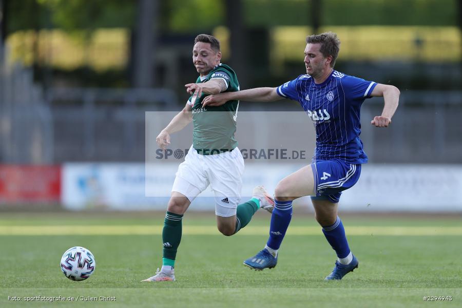 Luca Dähn, Martin Thomann, Willy-Sachs-Stadion, Schweinfurt, 01.06.2021, BFV, sport, action, Fussball, Deutschland, Juni 2021, Playoff, Play-Offs, 2019/2020, Regionalliga Bayern, FC05, SVA, Sportverein Viktoria 01 e. V, SV Viktoria Aschaffenburg, 1. FC Schweinfurt 05 - Bild-ID: 2294943 Luca Dähn, Martin Thomann, Willy-Sachs-Stadion, Schweinfurt, 01.06.2021, BFV, sport, action, Fussball, Deutschland, Juni 2021, Playoff, Play-Offs, 2019/2020, Regionalliga Bayern, FC05, SVA, Sportverein Viktoria 01 e. V, SV Viktoria Aschaffenburg, 1. FC Schweinfurt 05 - Bild-ID: 2294943