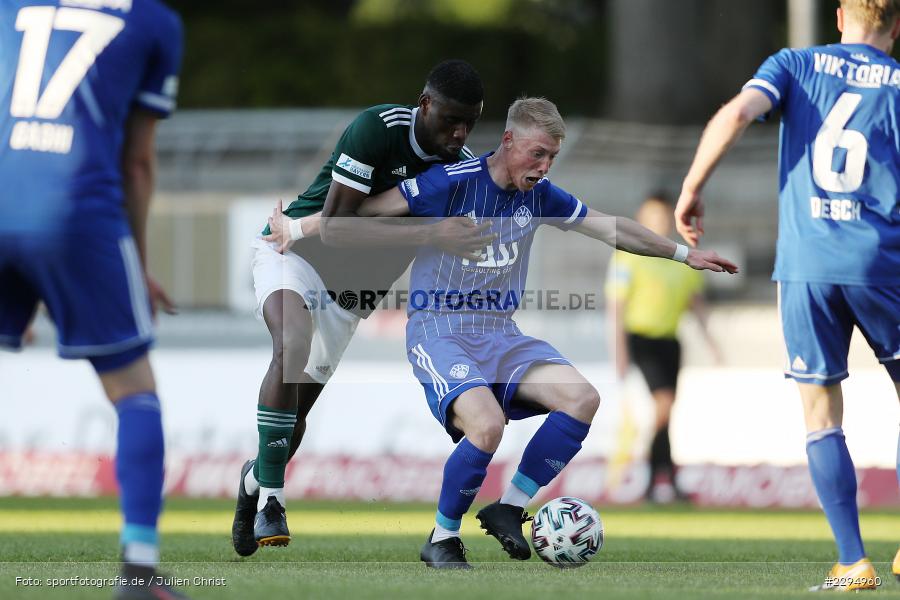 Aaron Manu, Nick Förster, Willy-Sachs-Stadion, Schweinfurt, 01.06.2021, BFV, sport, action, Fussball, Deutschland, Juni 2021, Playoff, Play-Offs, 2019/2020, Regionalliga Bayern, FC05, SVA, Sportverein Viktoria 01 e. V, SV Viktoria Aschaffenburg, 1. FC Schweinfurt 05 - Bild-ID: 2294960 Aaron Manu, Nick Förster, Willy-Sachs-Stadion, Schweinfurt, 01.06.2021, BFV, sport, action, Fussball, Deutschland, Juni 2021, Playoff, Play-Offs, 2019/2020, Regionalliga Bayern, FC05, SVA, Sportverein Viktoria 01 e. V, SV Viktoria Aschaffenburg, 1. FC Schweinfurt 05 - Bild-ID: 2294960
