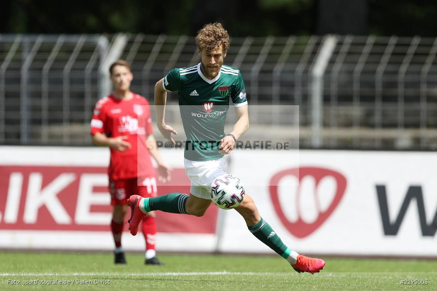 David Grözinger, Willy-Sachs-Stadion, Schweinfurt, 05.06.2021, BFV, sport, action, Fussball, Deutschland, Juni 2021, Trostrunde, Ligapokal, Halbfinale, Regionalliga Bayern, TSV, FC05, TSV Aubstadt, 1. FC Schweinfurt 05 - Bild-ID: 2295003