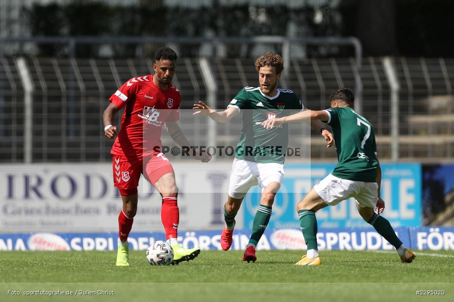 Amar Cekic, David Grözinger, Michael Dellinger, Willy-Sachs-Stadion, Schweinfurt, 05.06.2021, BFV, sport, action, Fussball, Deutschland, Juni 2021, Trostrunde, Ligapokal, Halbfinale, Regionalliga Bayern, TSV, FC05, TSV Aubstadt, 1. FC Schweinfurt 05 - Bild-ID: 2295020