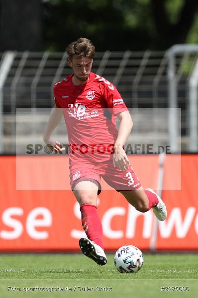Tim Hüttl, Willy-Sachs-Stadion, Schweinfurt, 05.06.2021, BFV, sport, action, Fussball, Deutschland, Juni 2021, Trostrunde, Ligapokal, Halbfinale, Regionalliga Bayern, TSV, FC05, TSV Aubstadt, 1. FC Schweinfurt 05 - Bild-ID: 2295080 Tim Hüttl, Willy-Sachs-Stadion, Schweinfurt, 05.06.2021, BFV, sport, action, Fussball, Deutschland, Juni 2021, Trostrunde, Ligapokal, Halbfinale, Regionalliga Bayern, TSV, FC05, TSV Aubstadt, 1. FC Schweinfurt 05 - Bild-ID: 2295080