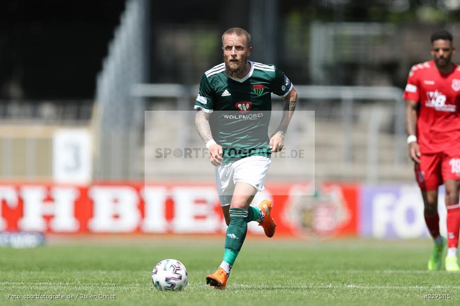 Daniel Adlung, Willy-Sachs-Stadion, Schweinfurt, 05.06.2021, BFV, sport, action, Fussball, Deutschland, Juni 2021, Trostrunde, Ligapokal, Halbfinale, Regionalliga Bayern, TSV, FC05, TSV Aubstadt, 1. FC Schweinfurt 05 - Bild-ID: 2295115