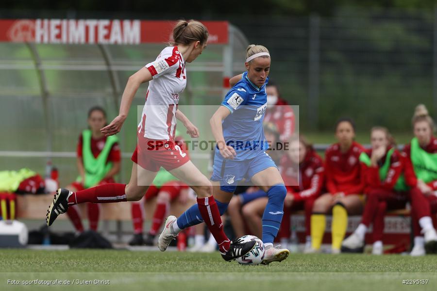 Maike Schopf, Vanessa Leimenstoll, Soccergirl Sportpark, Würzburg, 06.06.2021, DFL, sport, action, Fussball, Deutschland, Juni 2021, Saison 2020/2021, TSG, FWK, Frauen, Süd, 2. Frauen-Bundesliga, TSG Hoffenheim U20, FC Würzburger Kickers - Bild-ID: 2295137 Maike Schopf, Vanessa Leimenstoll, Soccergirl Sportpark, Würzburg, 06.06.2021, DFL, sport, action, Fussball, Deutschland, Juni 2021, Saison 2020/2021, TSG, FWK, Frauen, Süd, 2. Frauen-Bundesliga, TSG Hoffenheim U20, FC Würzburger Kickers - Bild-ID: 2295137