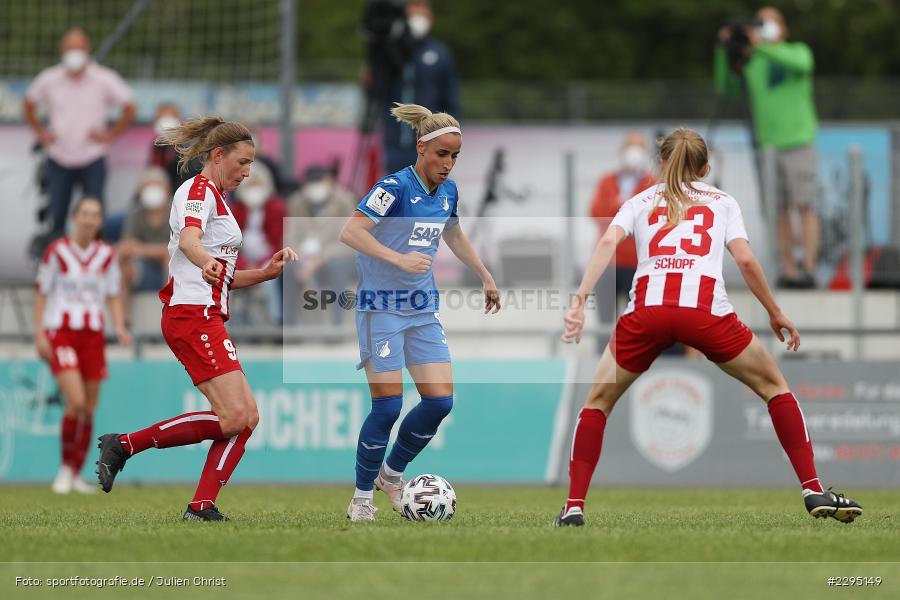 Maike Schopf, Luisa Scheidel, Vanessa Leimenstoll, Soccergirl Sportpark, Würzburg, 06.06.2021, DFL, sport, action, Fussball, Deutschland, Juni 2021, Saison 2020/2021, TSG, FWK, Frauen, Süd, 2. Frauen-Bundesliga, TSG Hoffenheim U20, FC Würzburger Kickers - Bild-ID: 2295149