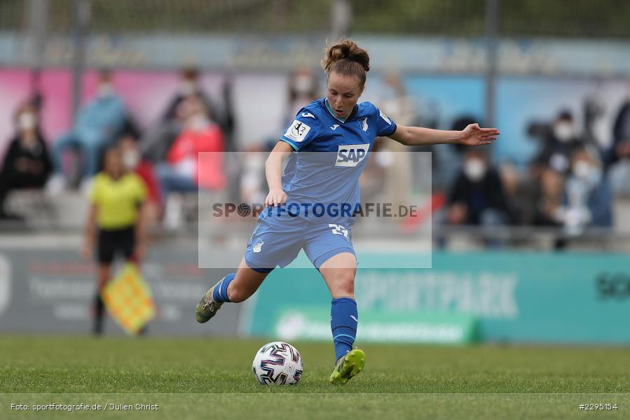 Vanessa Diehm, Soccergirl Sportpark, Würzburg, 06.06.2021, DFL, sport, action, Fussball, Deutschland, Juni 2021, Saison 2020/2021, TSG, FWK, Frauen, Süd, 2. Frauen-Bundesliga, TSG Hoffenheim U20, FC Würzburger Kickers - Bild-ID: 2295154 Vanessa Diehm, Soccergirl Sportpark, Würzburg, 06.06.2021, DFL, sport, action, Fussball, Deutschland, Juni 2021, Saison 2020/2021, TSG, FWK, Frauen, Süd, 2. Frauen-Bundesliga, TSG Hoffenheim U20, FC Würzburger Kickers - Bild-ID: 2295154
