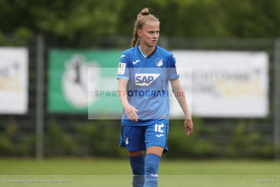 Karla Görlitz, Soccergirl Sportpark, Würzburg, 06.06.2021, DFL, sport, action, Fussball, Deutschland, Juni 2021, Saison 2020/2021, TSG, FWK, Frauen, Süd, 2. Frauen-Bundesliga, TSG Hoffenheim U20, FC Würzburger Kickers - Bild-ID: 2295198