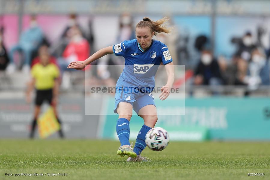 Vanessa Diehm, Soccergirl Sportpark, Würzburg, 06.06.2021, DFL, sport, action, Fussball, Deutschland, Juni 2021, Saison 2020/2021, TSG, FWK, Frauen, Süd, 2. Frauen-Bundesliga, TSG Hoffenheim U20, FC Würzburger Kickers - Bild-ID: 2295230 Vanessa Diehm, Soccergirl Sportpark, Würzburg, 06.06.2021, DFL, sport, action, Fussball, Deutschland, Juni 2021, Saison 2020/2021, TSG, FWK, Frauen, Süd, 2. Frauen-Bundesliga, TSG Hoffenheim U20, FC Würzburger Kickers - Bild-ID: 2295230