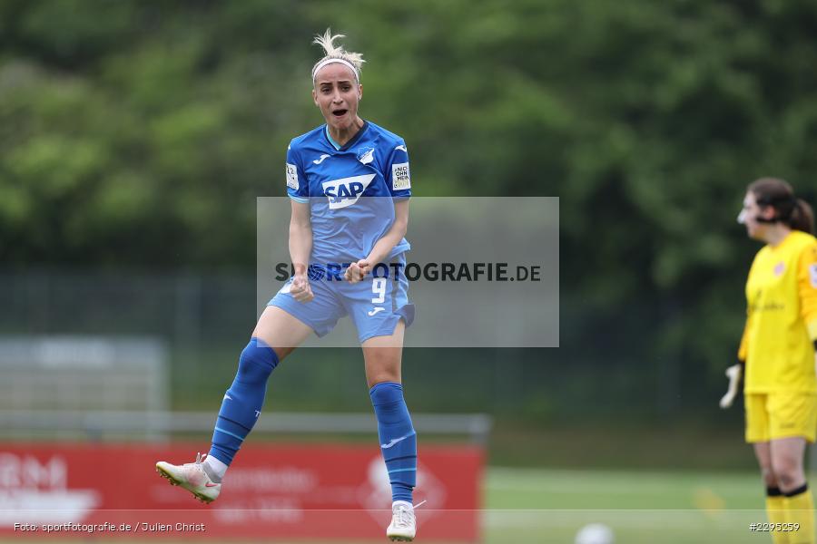 Freude, Torjubel, Vanessa Leimenstoll, Soccergirl Sportpark, Würzburg, 06.06.2021, DFL, sport, action, Fussball, Deutschland, Juni 2021, Saison 2020/2021, TSG, FWK, Frauen, Süd, 2. Frauen-Bundesliga, TSG Hoffenheim U20, FC Würzburger Kickers - Bild-ID: 2295259 Freude, Torjubel, Vanessa Leimenstoll, Soccergirl Sportpark, Würzburg, 06.06.2021, DFL, sport, action, Fussball, Deutschland, Juni 2021, Saison 2020/2021, TSG, FWK, Frauen, Süd, 2. Frauen-Bundesliga, TSG Hoffenheim U20, FC Würzburger Kickers - Bild-ID: 2295259