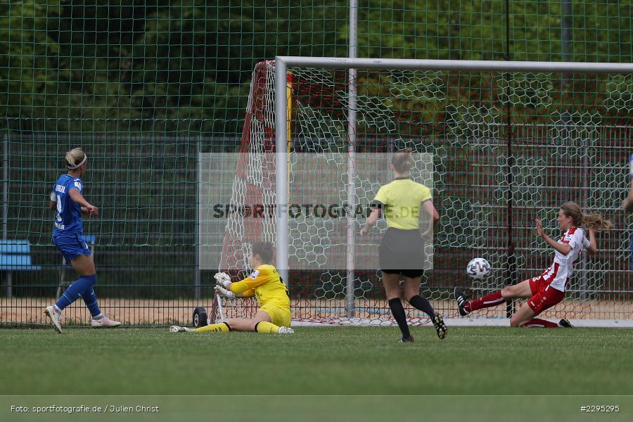 Vanessa Leimenstoll, Torwart Johanna Popp, Maike Schopf, Soccergirl Sportpark, Würzburg, 06.06.2021, DFL, sport, action, Fussball, Deutschland, Juni 2021, Saison 2020/2021, TSG, FWK, Frauen, Süd, 2. Frauen-Bundesliga, TSG Hoffenheim U20, FC Würzburger Kickers - Bild-ID: 2295295 Vanessa Leimenstoll, Torwart Johanna Popp, Maike Schopf, Soccergirl Sportpark, Würzburg, 06.06.2021, DFL, sport, action, Fussball, Deutschland, Juni 2021, Saison 2020/2021, TSG, FWK, Frauen, Süd, 2. Frauen-Bundesliga, TSG Hoffenheim U20, FC Würzburger Kickers - Bild-ID: 2295295