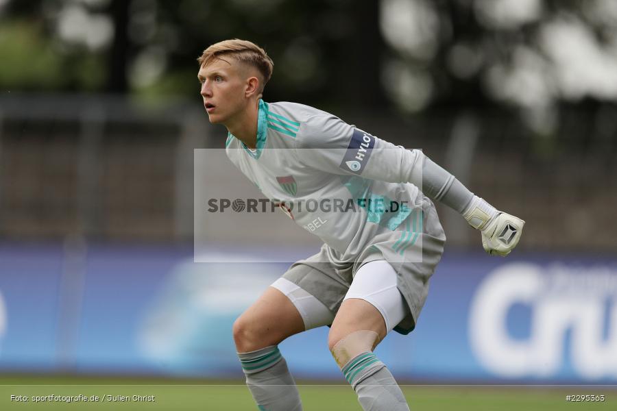 Torwart, Jan Reichert, Willy-Sachs-Stadion, Schweinfurt, 08.06.2021, BFV, sport, action, Fussball, Deutschland, Juni 2021, Trostrunde, Ligapokal, Finale, Regionalliga Bayern, SVW, FC05, SV Wacker Burghausen, 1. FC Schweinfurt 05 - Bild-ID: 2295363