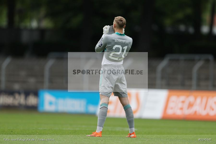 Trikot, Gestik, Enttäuscht, Jan Reichert, Willy-Sachs-Stadion, Schweinfurt, 08.06.2021, BFV, sport, action, Fussball, Deutschland, Juni 2021, Trostrunde, Ligapokal, Finale, Regionalliga Bayern, SVW, FC05, SV Wacker Burghausen, 1. FC Schweinfurt 05 - Bild-ID: 2295367 Trikot, Gestik, Enttäuscht, Jan Reichert, Willy-Sachs-Stadion, Schweinfurt, 08.06.2021, BFV, sport, action, Fussball, Deutschland, Juni 2021, Trostrunde, Ligapokal, Finale, Regionalliga Bayern, SVW, FC05, SV Wacker Burghausen, 1. FC Schweinfurt 05 - Bild-ID: 2295367