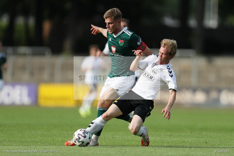 Maximilian Reiter, Florian Pieper, Willy-Sachs-Stadion, Schweinfurt, 08.06.2021, BFV, sport, action, Fussball, Deutschland, Juni 2021, Trostrunde, Ligapokal, Finale, Regionalliga Bayern, SVW, FC05, SV Wacker Burghausen, 1. FC Schweinfurt 05 - Bild-ID: 2295390 Maximilian Reiter, Florian Pieper, Willy-Sachs-Stadion, Schweinfurt, 08.06.2021, BFV, sport, action, Fussball, Deutschland, Juni 2021, Trostrunde, Ligapokal, Finale, Regionalliga Bayern, SVW, FC05, SV Wacker Burghausen, 1. FC Schweinfurt 05 - Bild-ID: 2295390
