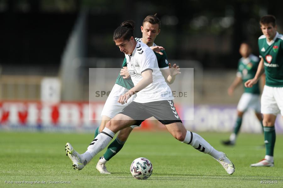 Lukas Ramser, Georgios Spanoudakis, Willy-Sachs-Stadion, Schweinfurt, 08.06.2021, BFV, sport, action, Fussball, Deutschland, Juni 2021, Trostrunde, Ligapokal, Finale, Regionalliga Bayern, SVW, FC05, SV Wacker Burghausen, 1. FC Schweinfurt 05 - Bild-ID: 2295413