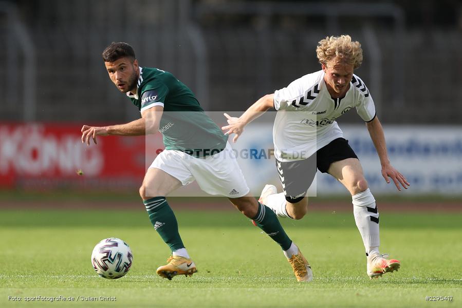 Maximilian Reiter, Amar Cekic, Willy-Sachs-Stadion, Schweinfurt, 08.06.2021, BFV, sport, action, Fussball, Deutschland, Juni 2021, Trostrunde, Ligapokal, Finale, Regionalliga Bayern, SVW, FC05, SV Wacker Burghausen, 1. FC Schweinfurt 05 - Bild-ID: 2295417