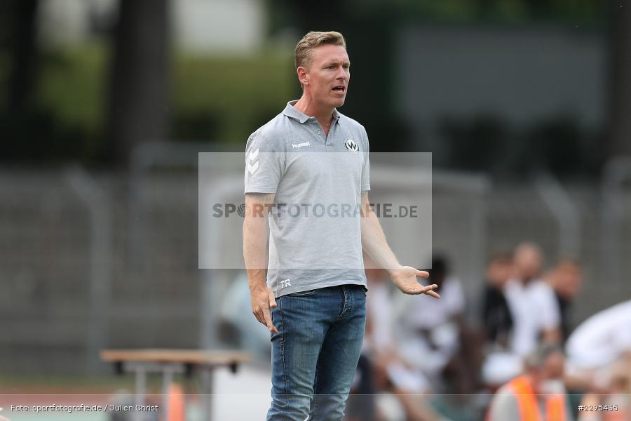 Trainer, Leonhard Haas, Willy-Sachs-Stadion, Schweinfurt, 08.06.2021, BFV, sport, action, Fussball, Deutschland, Juni 2021, Trostrunde, Ligapokal, Finale, Regionalliga Bayern, SVW, FC05, SV Wacker Burghausen, 1. FC Schweinfurt 05 - Bild-ID: 2295435 Trainer, Leonhard Haas, Willy-Sachs-Stadion, Schweinfurt, 08.06.2021, BFV, sport, action, Fussball, Deutschland, Juni 2021, Trostrunde, Ligapokal, Finale, Regionalliga Bayern, SVW, FC05, SV Wacker Burghausen, 1. FC Schweinfurt 05 - Bild-ID: 2295435