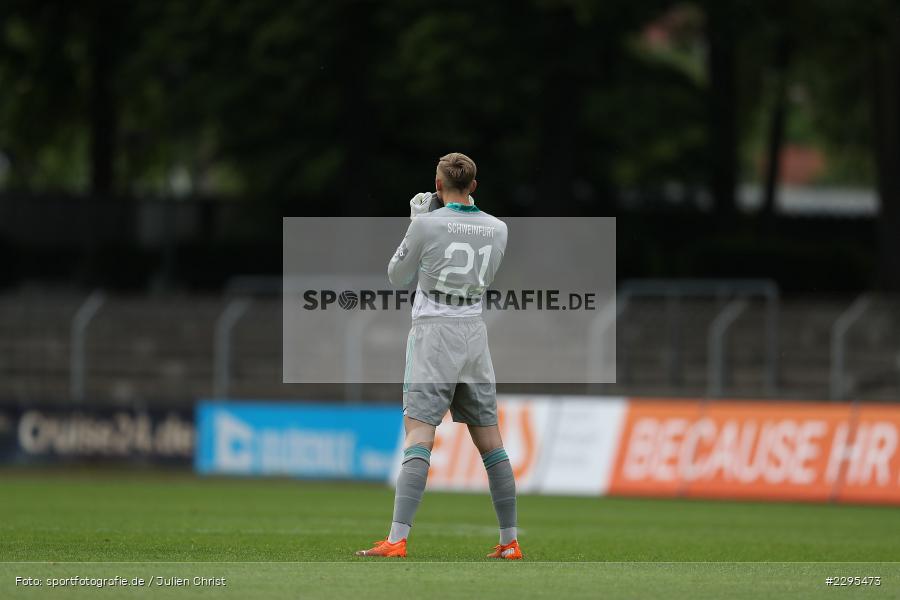 Trikot, Gestik, Enttäuscht, Jan Reichert, Willy-Sachs-Stadion, Schweinfurt, 08.06.2021, BFV, sport, action, Fussball, Deutschland, Juni 2021, Trostrunde, Ligapokal, Finale, Regionalliga Bayern, SVW, FC05, SV Wacker Burghausen, 1. FC Schweinfurt 05 - Bild-ID: 2295473